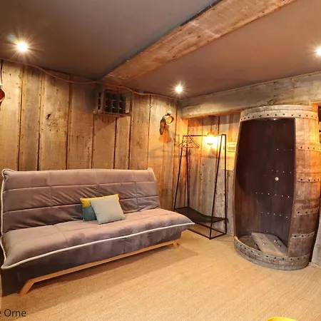 Сasa de vacaciones Maison Normande De Charme Avec Spa, Ideal Pour Familles Et Amis, Au Coeur De L'orne - Fr-1-497-192 Macé