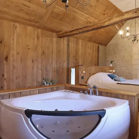 Maison Normande De Charme Avec Spa, Ideal Pour Familles Et Amis, Au Coeur De L'orne - Fr-1-497-192 *