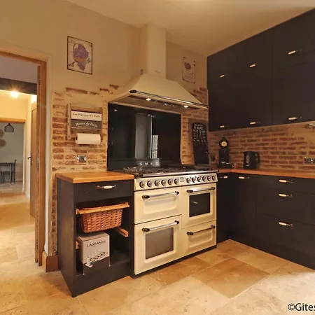 Maison Normande De Charme Avec Spa, Ideal Pour Familles Et Amis, Au Coeur De L'orne - Fr-1-497-192